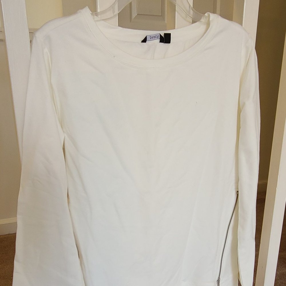 PEACH Off white Ladies Crew Neck Bell Sleeve Top